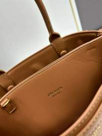 Picture of Prada Handbags _SKUfw173058017fw